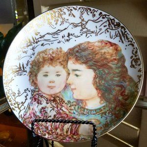 Vintage Edna Hibel Plate 1995 Ltd Artist Edition #55/500 Tammy & Kaile Jo